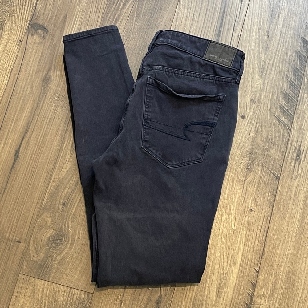 American Eagle Hi-Rise Jegging Super Super Stretch Dark Wash Jeans Size 2 Reg